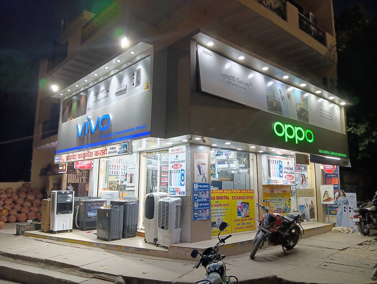Prodejna telefonů Oppo a vivo v Dillí