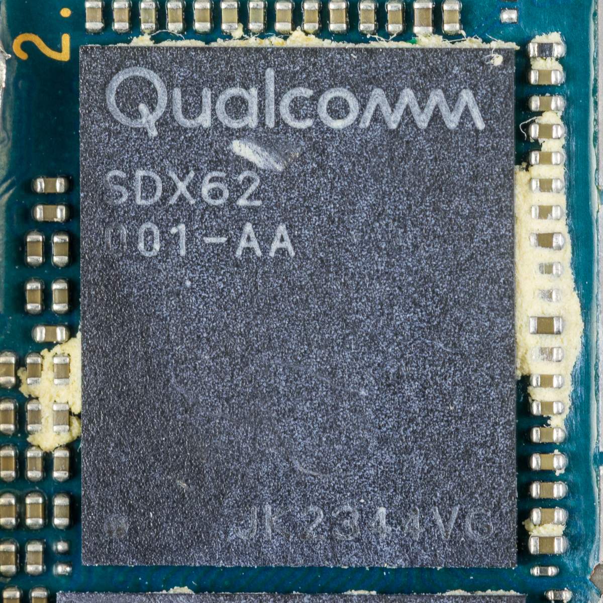 Modem Qualcomm SDX62 na desce komunikačního modulu