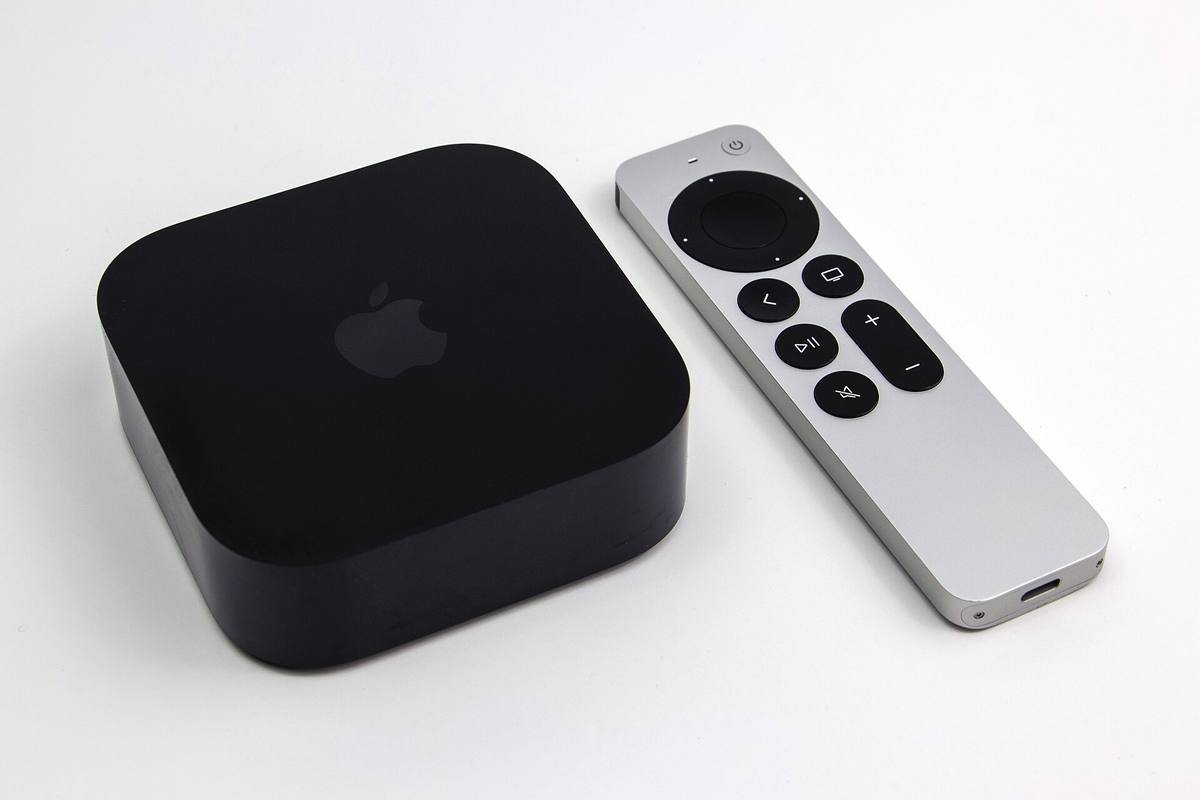 Přehrávač Apple TV 4K třetí generace s ovladačem Siri Remote