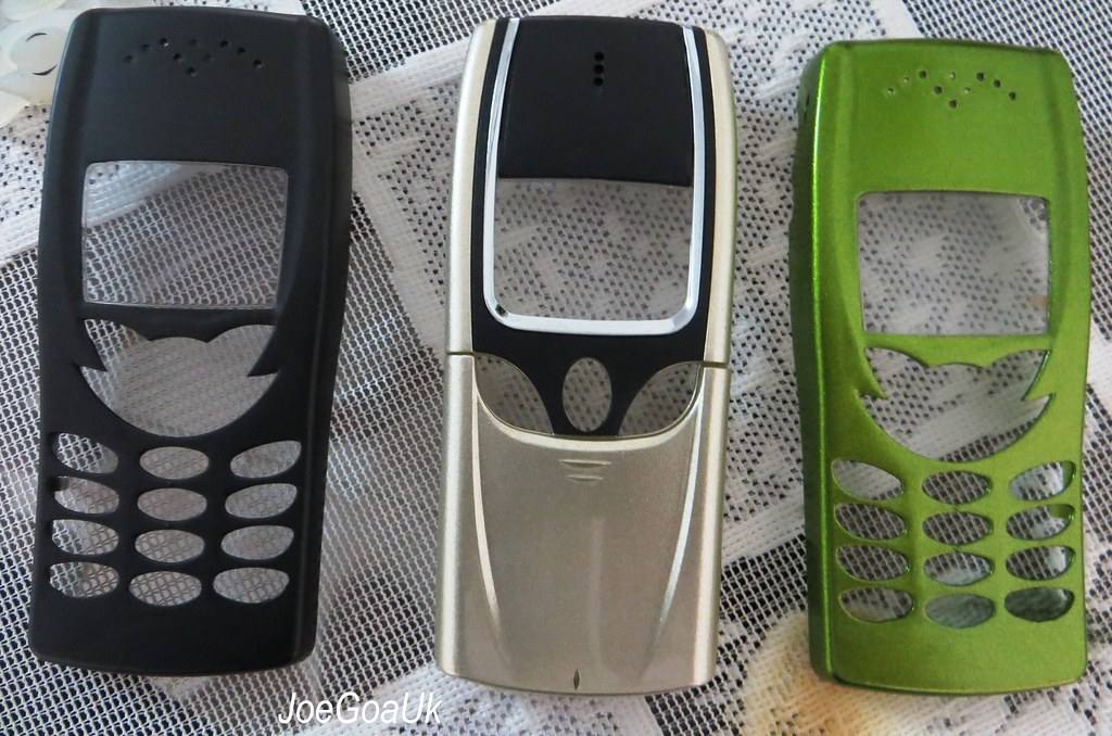 Tři přední kryty telefonů Nokia vedle sebe