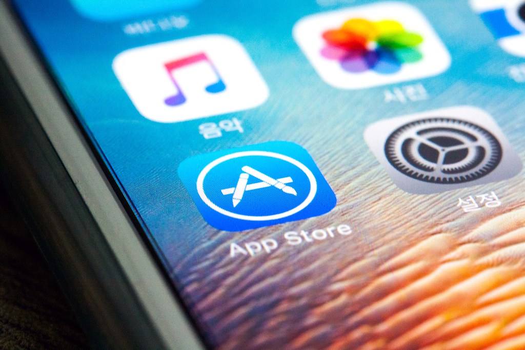 Ikona App Storu na displeji iPhonu